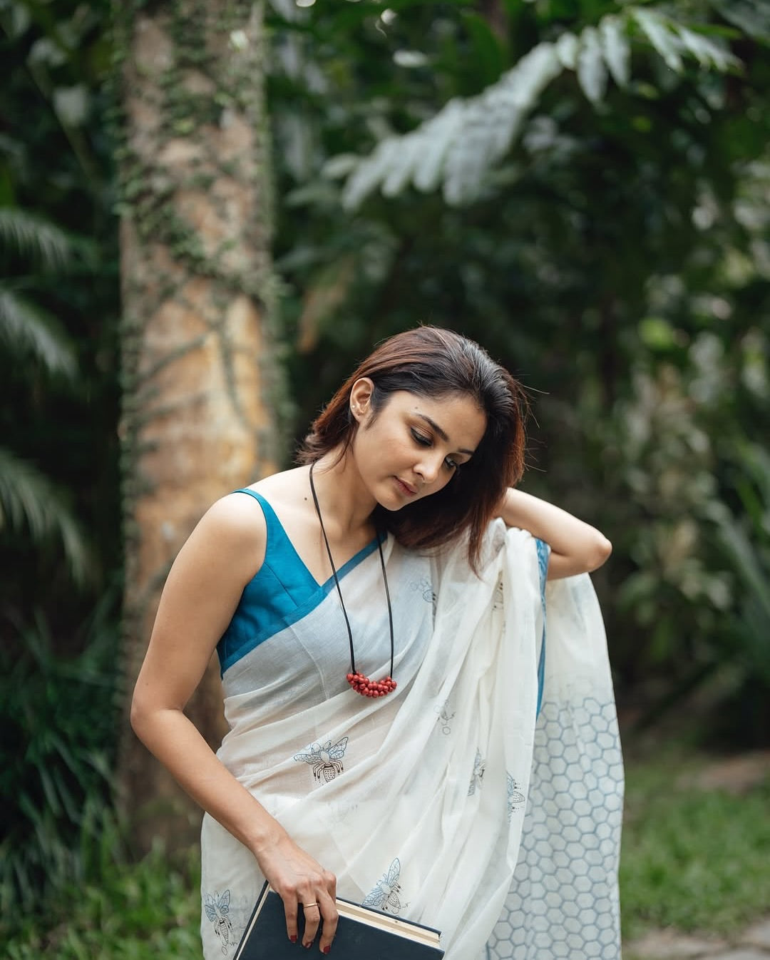 linen saree