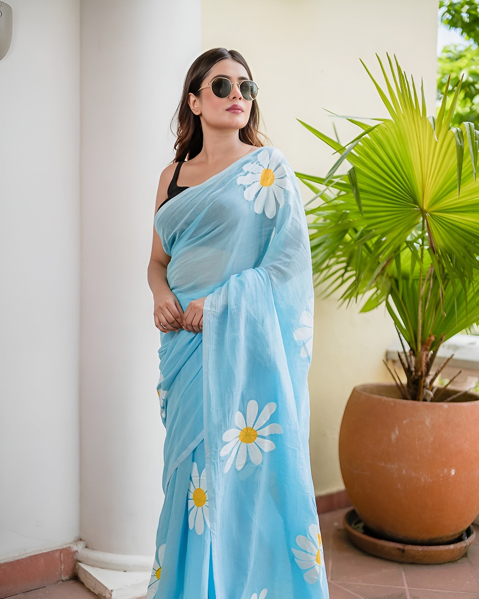 sky linen  flower saree