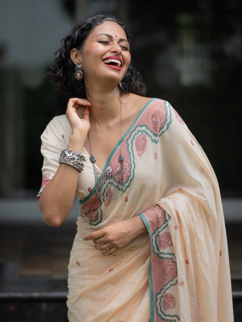 Elegant Handblock Border Linen Saree