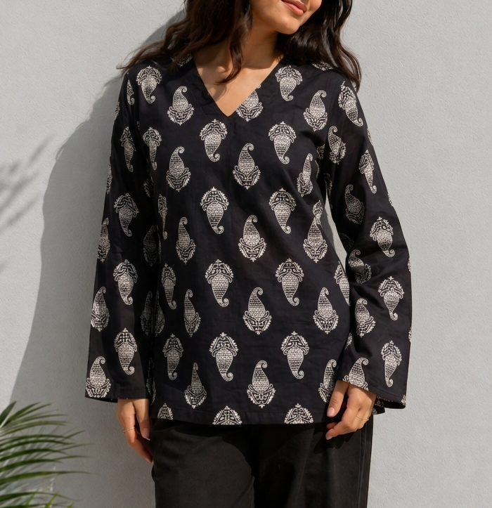 Black Cotton Printed Kurti – Elegant Paisley Design Tunic Top for Women